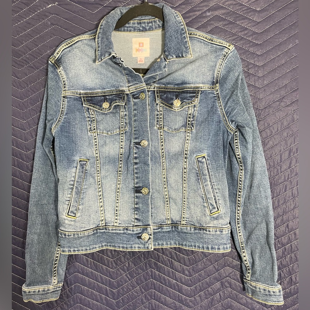Women's LuLaRoe Lightwash Demin Button-up Jacket